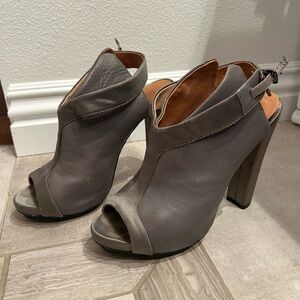 L.A.M.B. Charcoal Peep-Toe ankle bootie 9.5